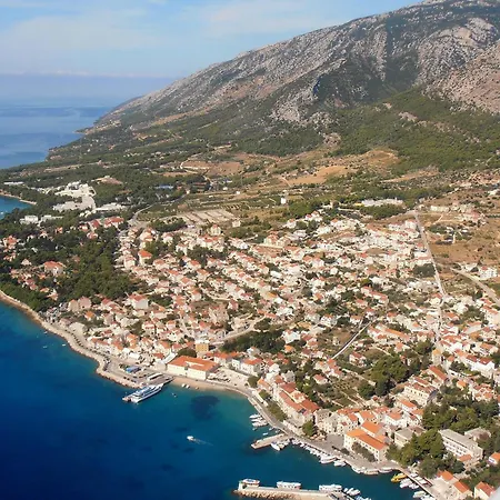 House With A Parking Space Bol, Brac - 23788